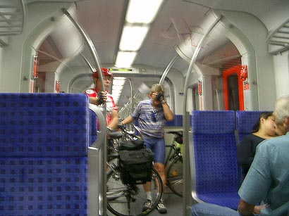 Werner und Helmut in der S-Bahn