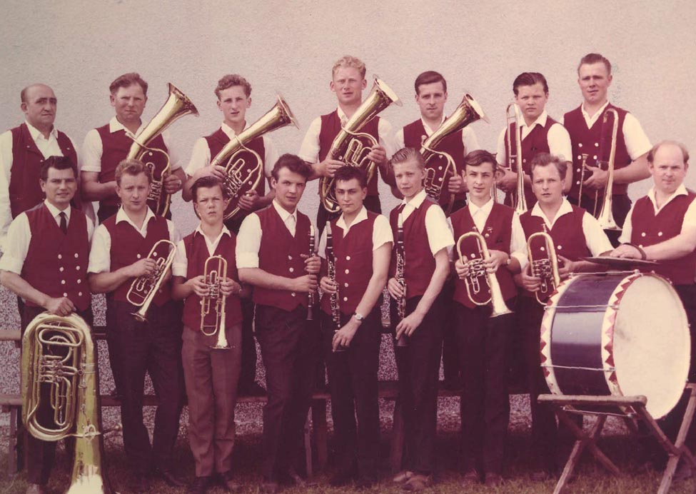 die mannen des musikvereins gambach 1963